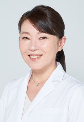 奈部川 貴子氏
